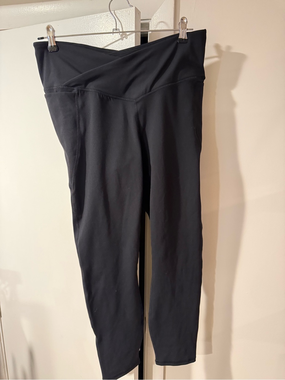 Fabletics PureLuxe High-Waisted Crossover Leggings - Black